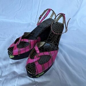 Stylish Pink Plaid Women's Heels